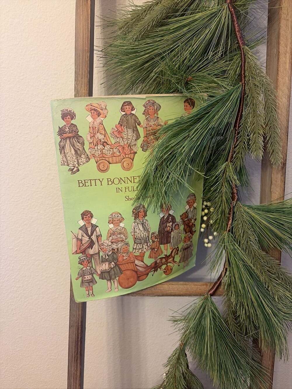 Betty Bonnet Paper Dolls in Full Color by Sheila Young Dover Publications